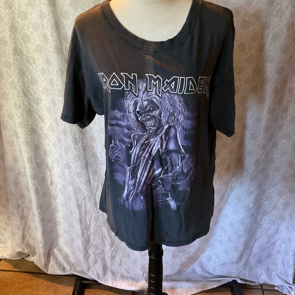 Iron Maiden Graphic Tee - Black